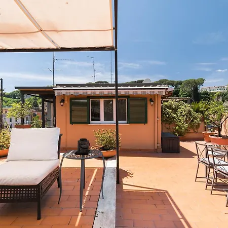 شقة Trastevere Charming Penthouse روما