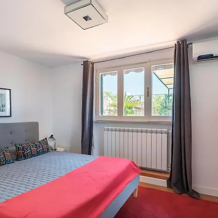 Apartamento Trastevere Charming Penthouse